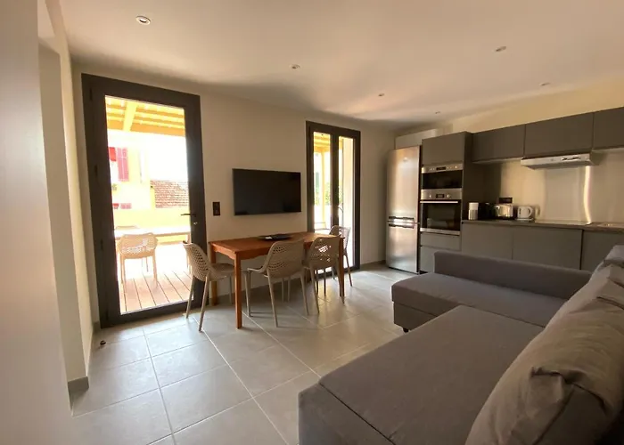 Le Provence * Le Lavandou