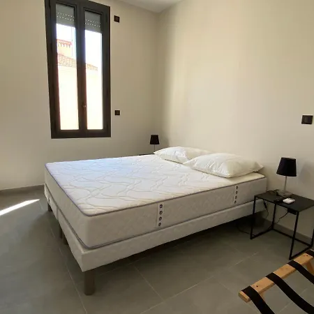 Le Provence Apartment