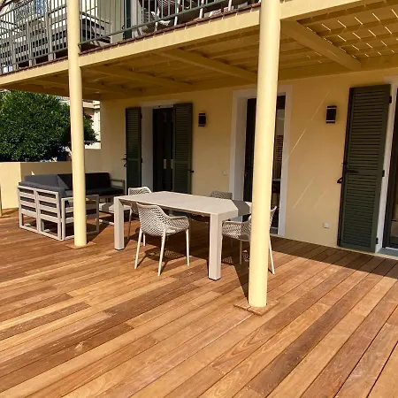 Appartement Immeuble Centre Du Lavandou Le Lavandou