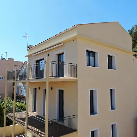 Le Provence Apartment